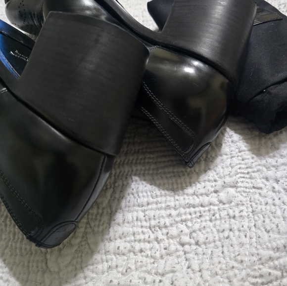 THE OFFICE OF ANGELA SCOTT Miss Button Derby In Black (size 42) - Picture 6 of 13